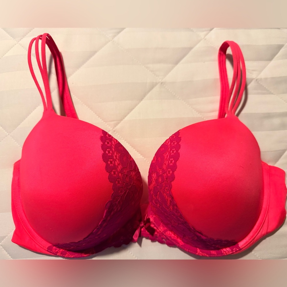 Victoria’s Secret Very Sexy Push-Up hot pink/coral 36DD bra